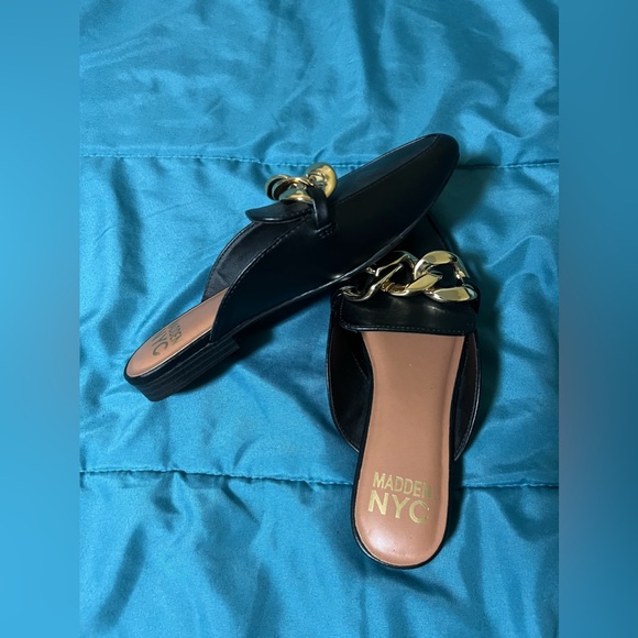 BNWOT Madden NYC Loafers - Picture 2 of 2
